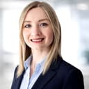 Theresa Enns — Educación & Consultoría Organizacional Lead